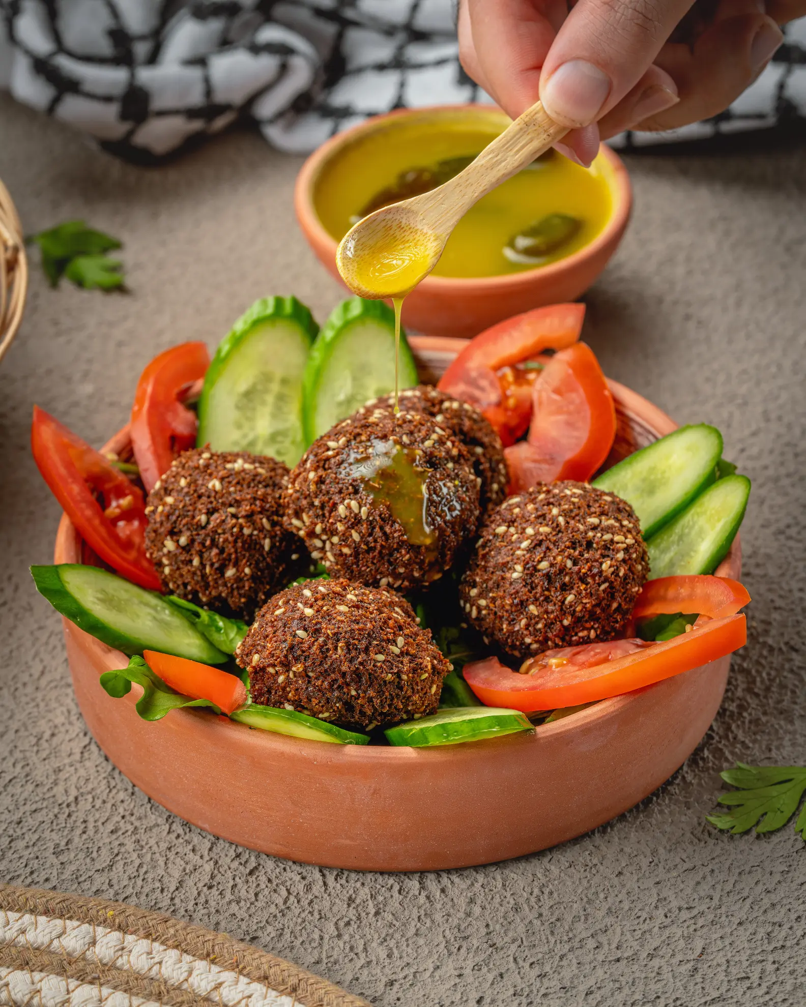 صحن فلافل مقرمشة