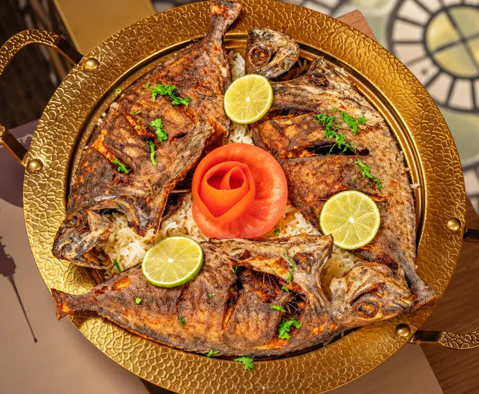 سمك صافي مع الأرز